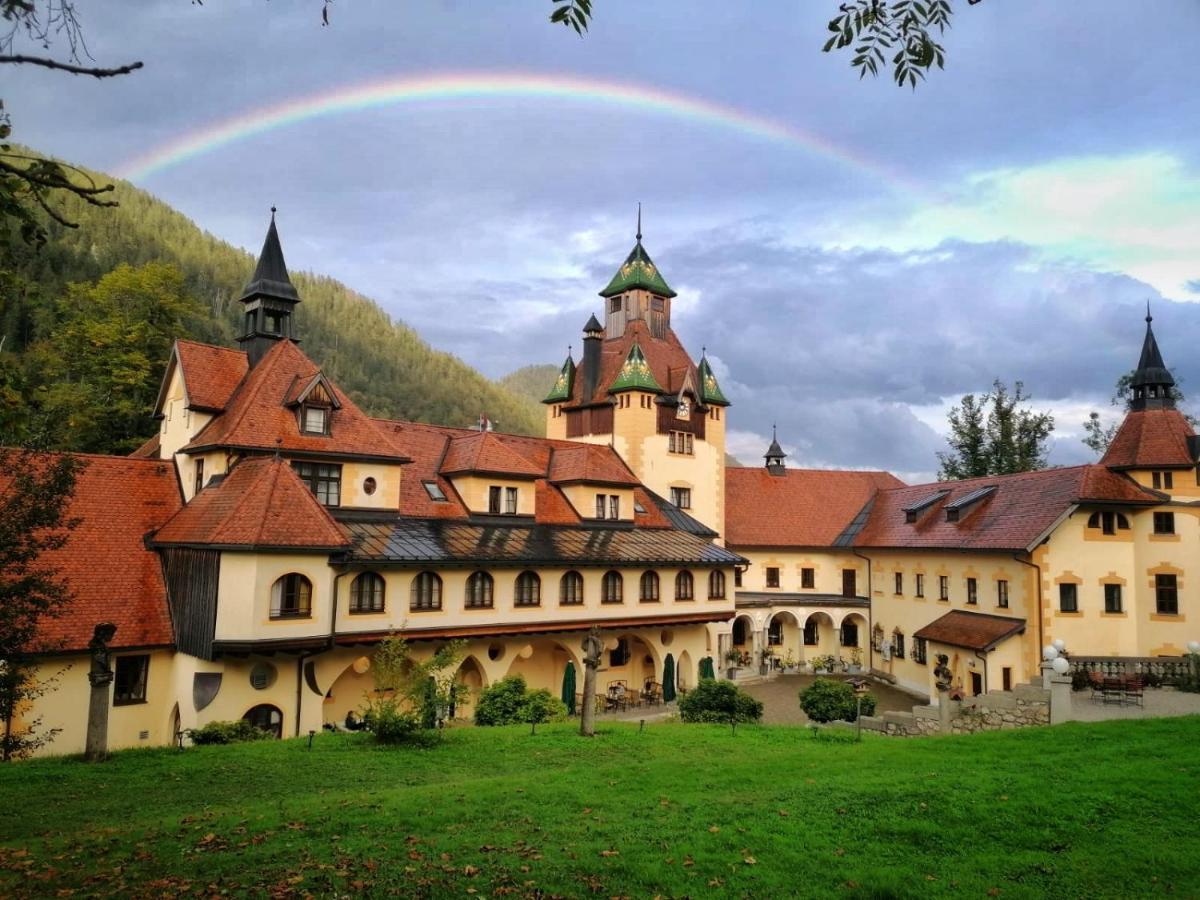 Naturhotel Schloss Kassegg Sankt Gallen Exterior photo