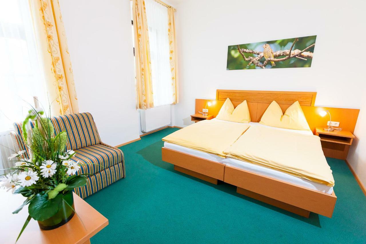 Naturhotel Schloss Kassegg Sankt Gallen Room photo